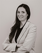 Headshot of Lauren DiBisceglie