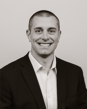 Headshot of Thomas Szieber